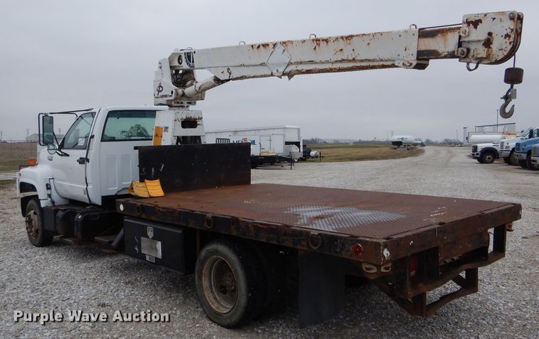 image for item DH6479 1995 Chevrolet C5500 crane truck