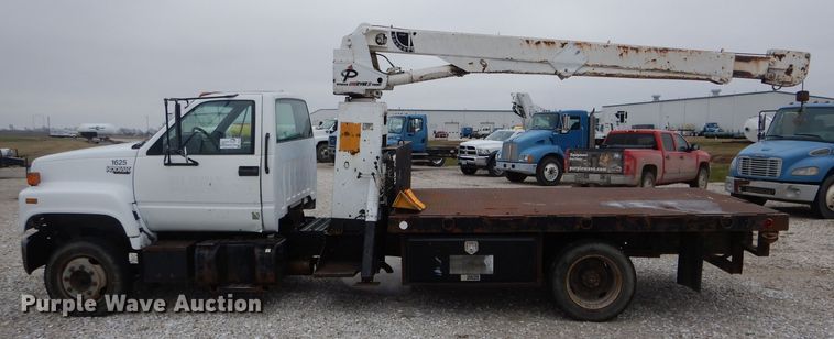 image for item DH6479 1995 Chevrolet C5500 crane truck