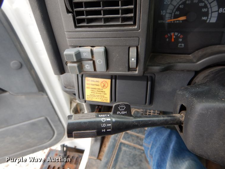 image for item DH6479 1995 Chevrolet C5500 crane truck