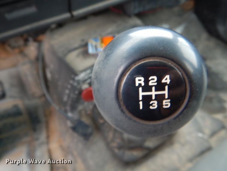 image for item DH6479 1995 Chevrolet C5500 crane truck