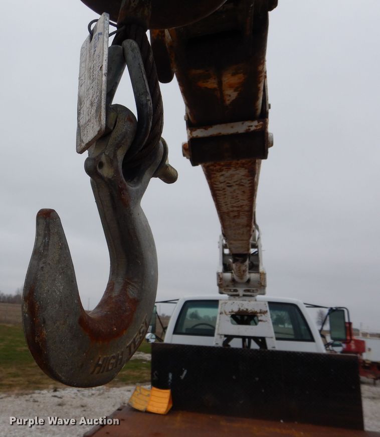 image for item DH6479 1995 Chevrolet C5500 crane truck