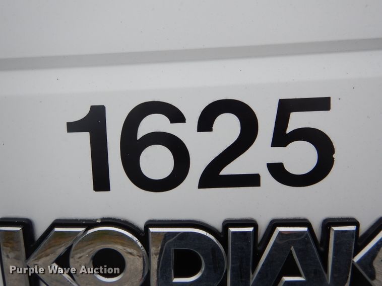 image for item DH6479 1995 Chevrolet C5500 crane truck