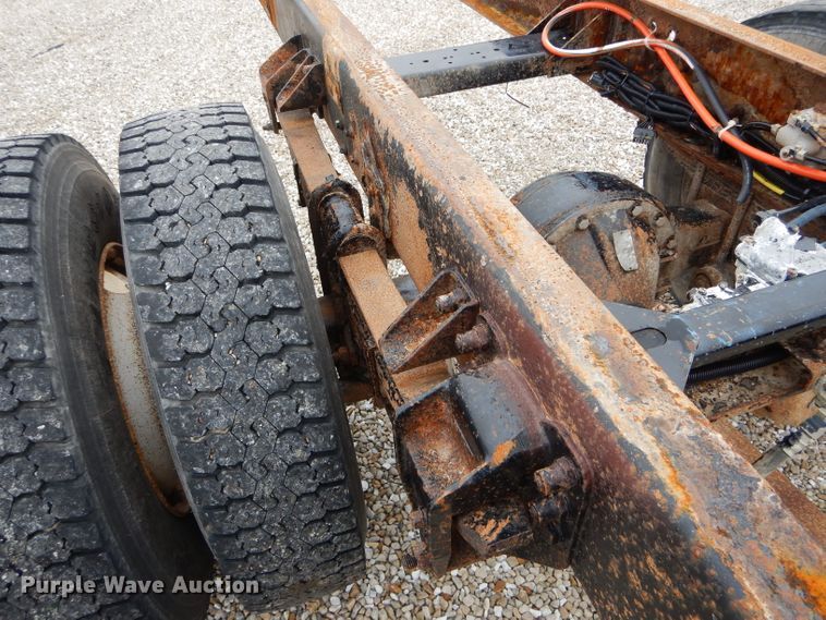 image for item DH6481 2005 Kenworth T300 truck cab and chassis