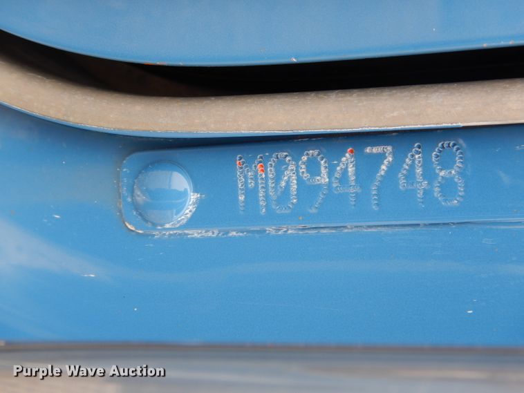 image for item DH6481 2005 Kenworth T300 truck cab and chassis