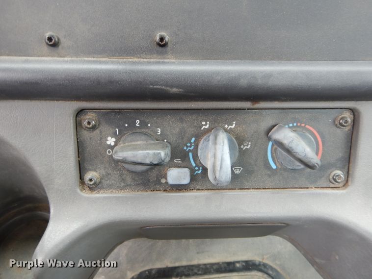 image for item DH6482 2004 Freightliner M2 truck cab and chassis