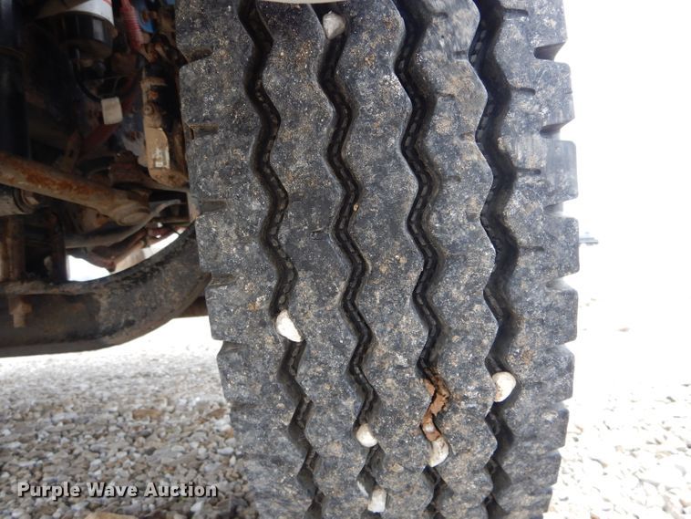 image for item DH6482 2004 Freightliner M2 truck cab and chassis