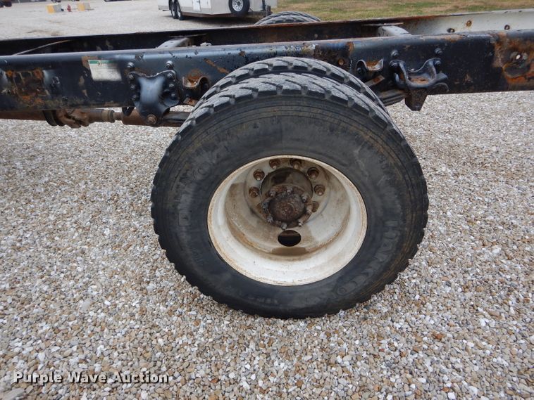 image for item DH6482 2004 Freightliner M2 truck cab and chassis