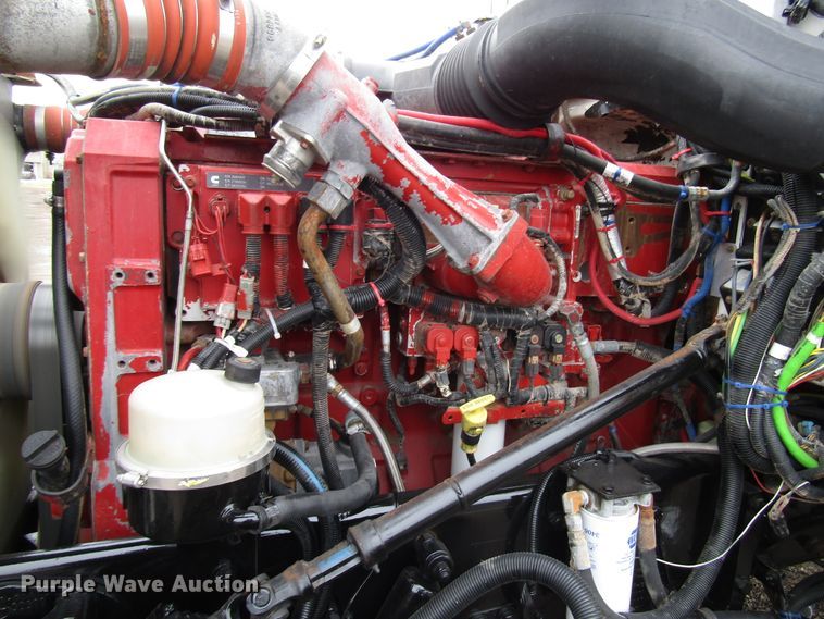 image for item DH8443 2006 Peterbilt 379 semi truck