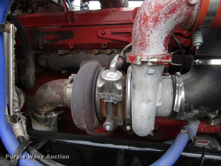 image for item DH8443 2006 Peterbilt 379 semi truck