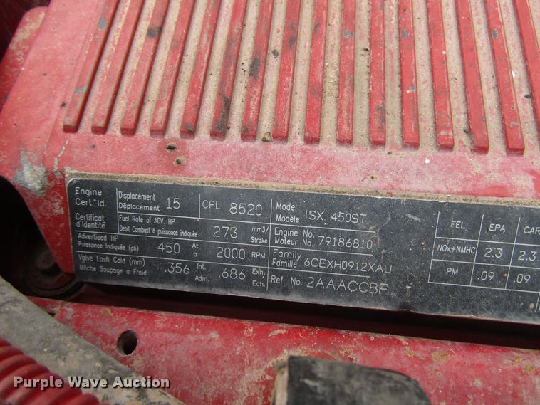 image for item DH8443 2006 Peterbilt 379 semi truck