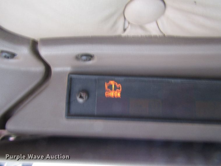 image for item DH8447 2006 Kenworth W900 semi truck