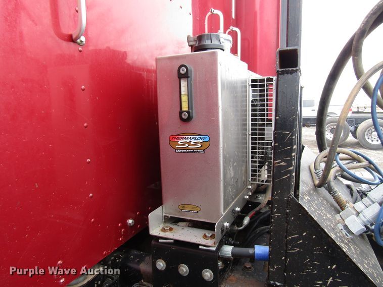 image for item DH8447 2006 Kenworth W900 semi truck