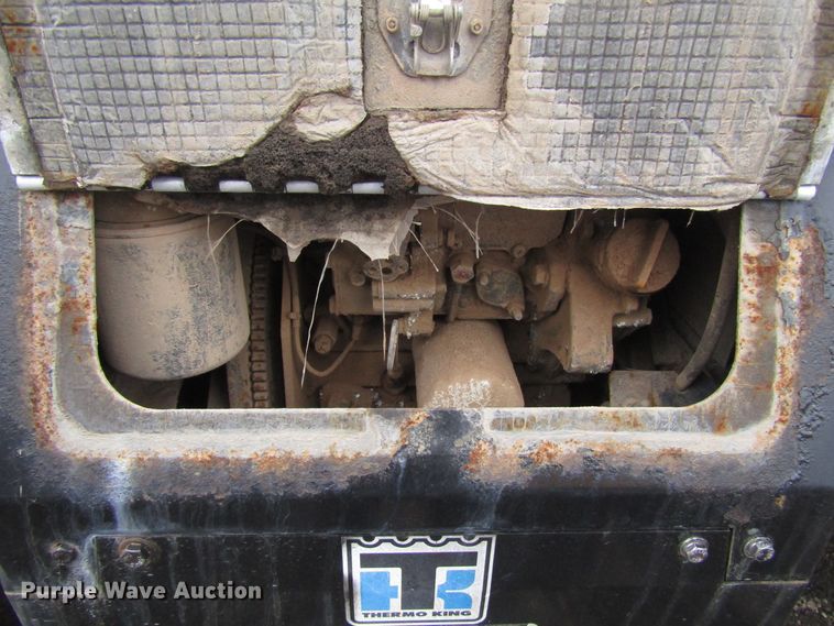 image for item DH8447 2006 Kenworth W900 semi truck