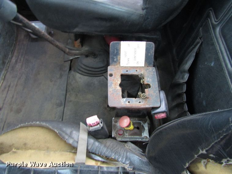 image for item DH8453 1999 Mack DM600 roll-off container truck