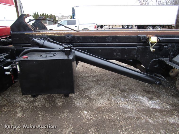 image for item DH8453 1999 Mack DM600 roll-off container truck