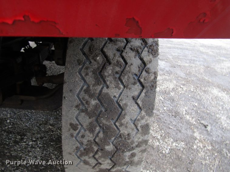 image for item DH8453 1999 Mack DM600 roll-off container truck