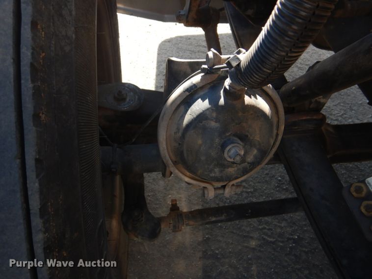 image for item DI2452 2005 Peterbilt 379 semi truck