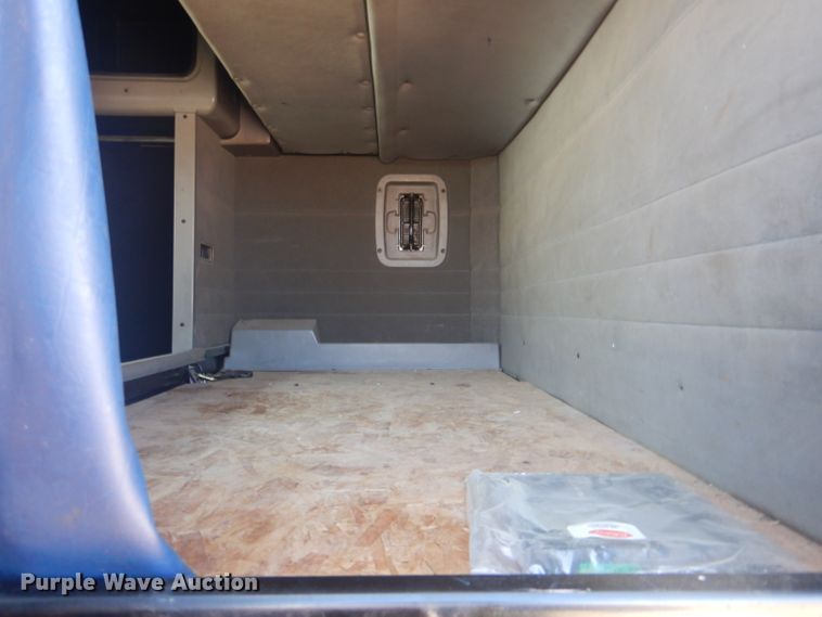 image for item DI2452 2005 Peterbilt 379 semi truck