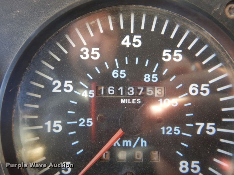 image for item DI2453 1995 Mack CH dump truck