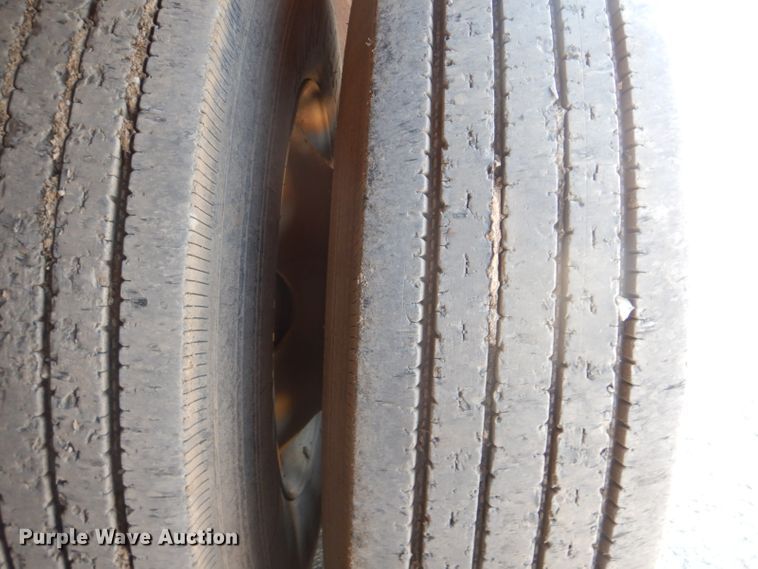 image for item DI2453 1995 Mack CH dump truck