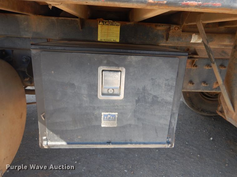 image for item DI2453 1995 Mack CH dump truck