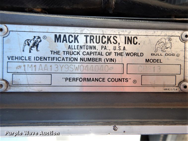 image for item DI2453 1995 Mack CH dump truck
