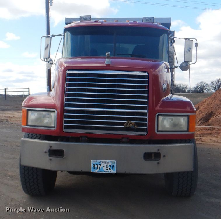 image for item DI2454 1998 Mack CL dump truck