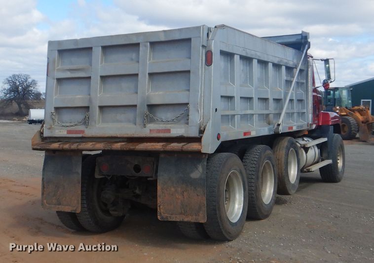 image for item DI2454 1998 Mack CL dump truck
