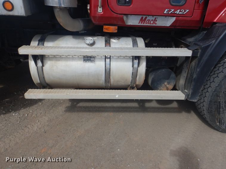 image for item DI2454 1998 Mack CL dump truck