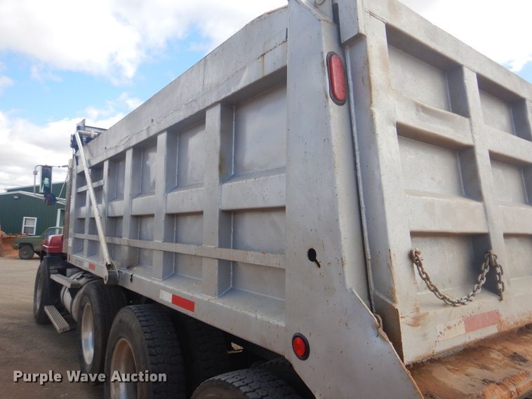 image for item DI2454 1998 Mack CL dump truck