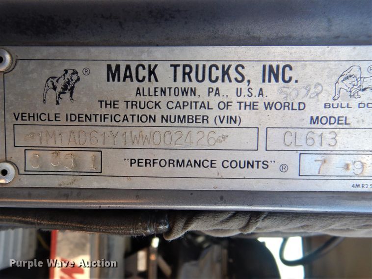 image for item DI2454 1998 Mack CL dump truck