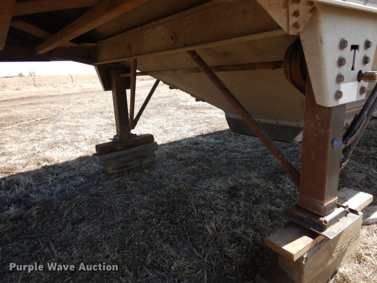 image for item ER9968 2001 Timpte double hopper bottom grain trailer
