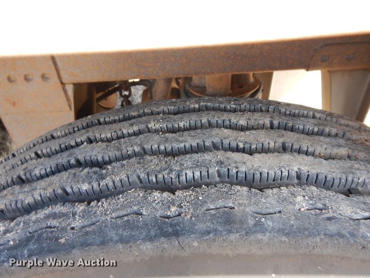 image for item ER9968 2001 Timpte double hopper bottom grain trailer