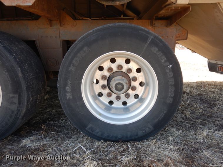 image for item ER9968 2001 Timpte double hopper bottom grain trailer