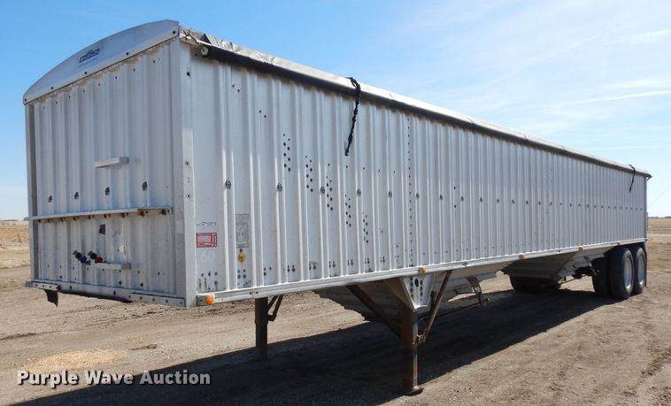 image for item ER9969 1979 Wilson double hopper bottom grain trailer