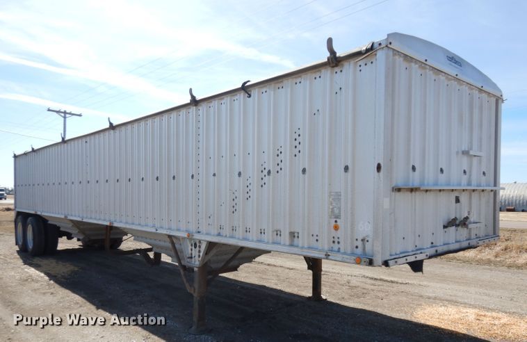 image for item ER9969 1979 Wilson double hopper bottom grain trailer