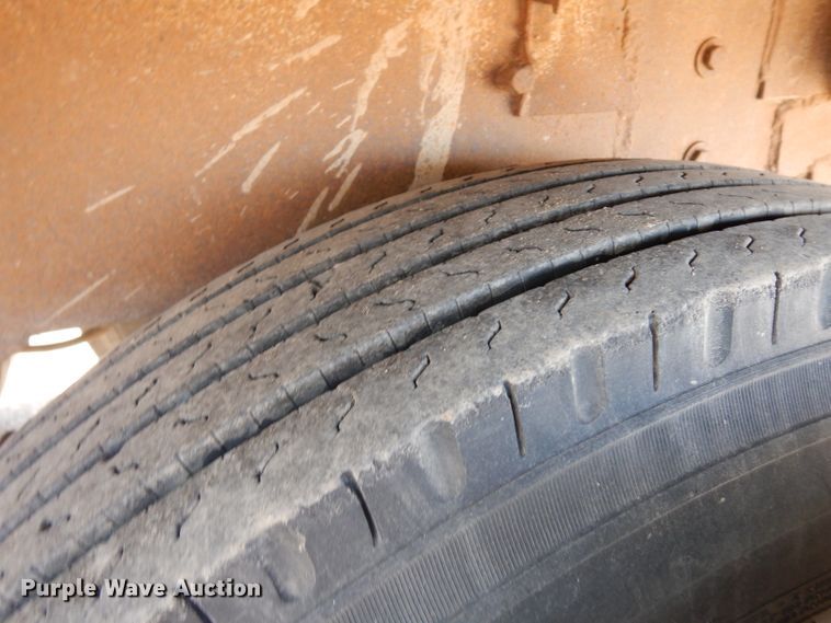 image for item ER9969 1979 Wilson double hopper bottom grain trailer