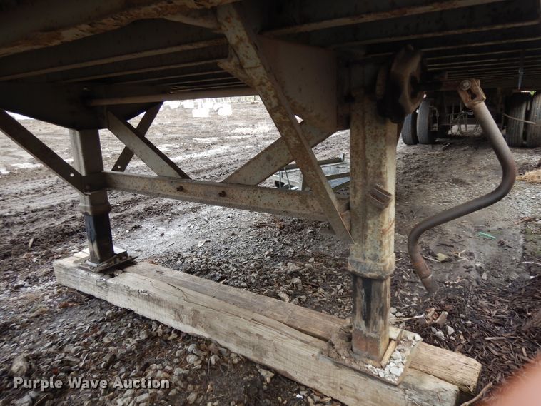 image for item ER9999 1990 Fruehauf FB9-1.5-F2-53LP dry van trailer