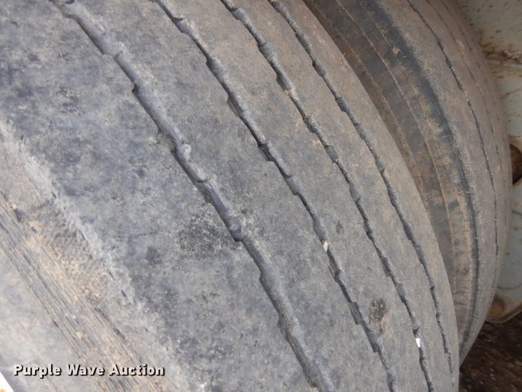 image for item ER9999 1990 Fruehauf FB9-1.5-F2-53LP dry van trailer