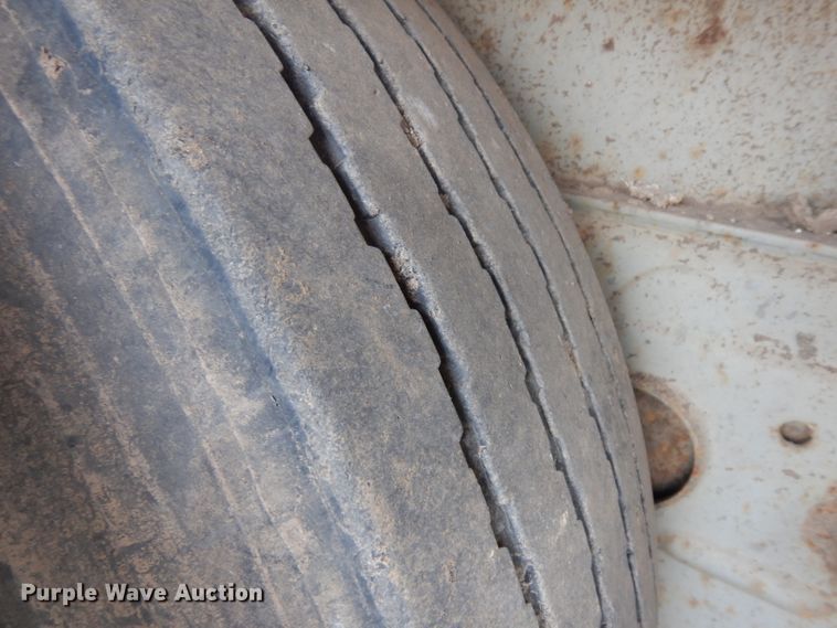 image for item ER9999 1990 Fruehauf FB9-1.5-F2-53LP dry van trailer