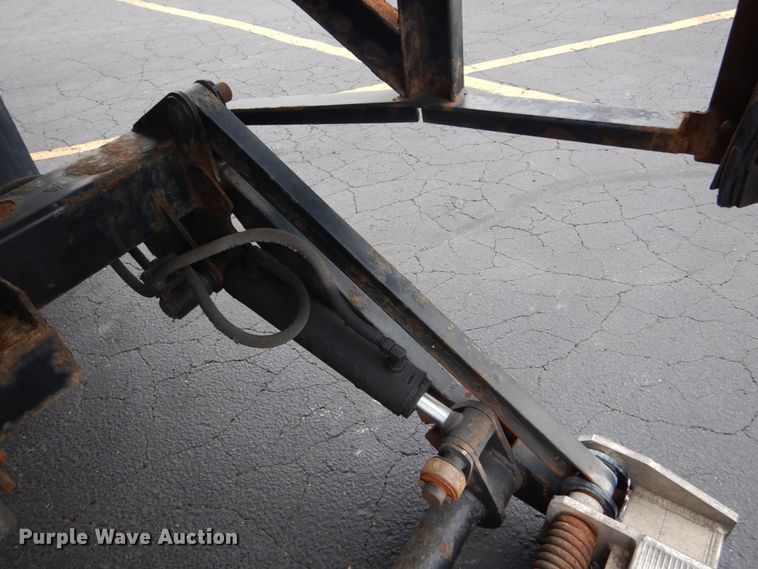 image for item GC9499 2004 International 4300 box truck