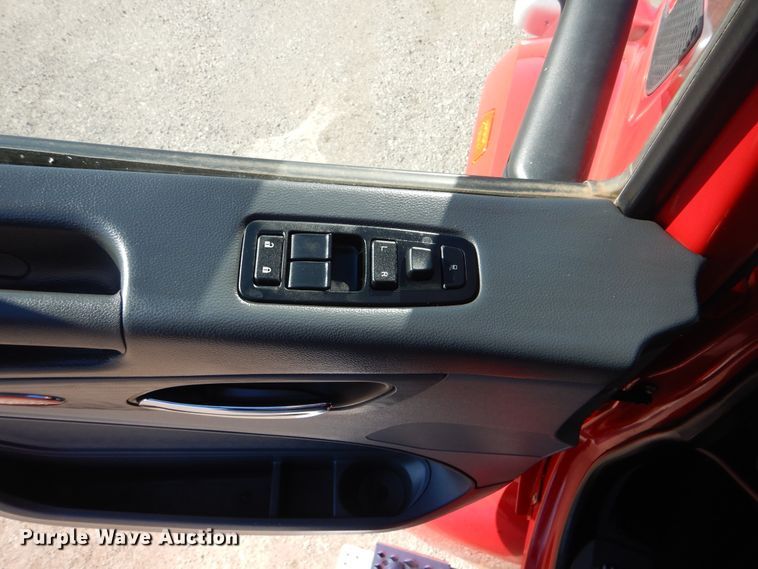 image for item GF9097 2015 Peterbilt 567 semi truck