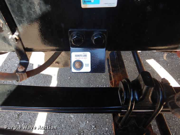 image for item GF9097 2015 Peterbilt 567 semi truck