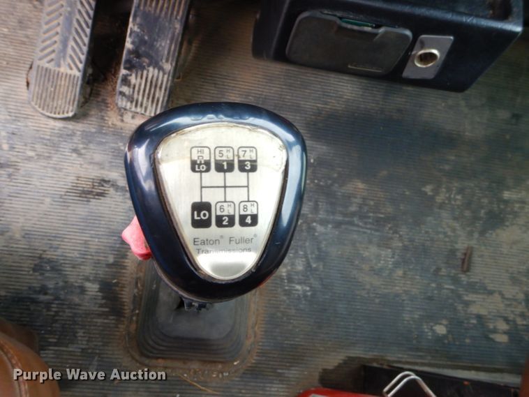 image for item GG9702 1999 Kenworth T800 semi truck