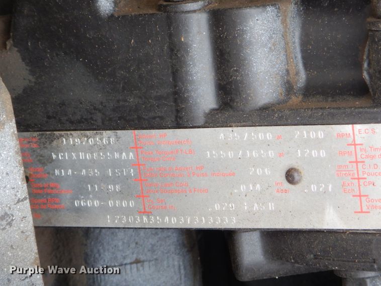 image for item GG9702 1999 Kenworth T800 semi truck