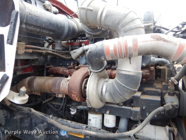 image for item GG9702 1999 Kenworth T800 semi truck