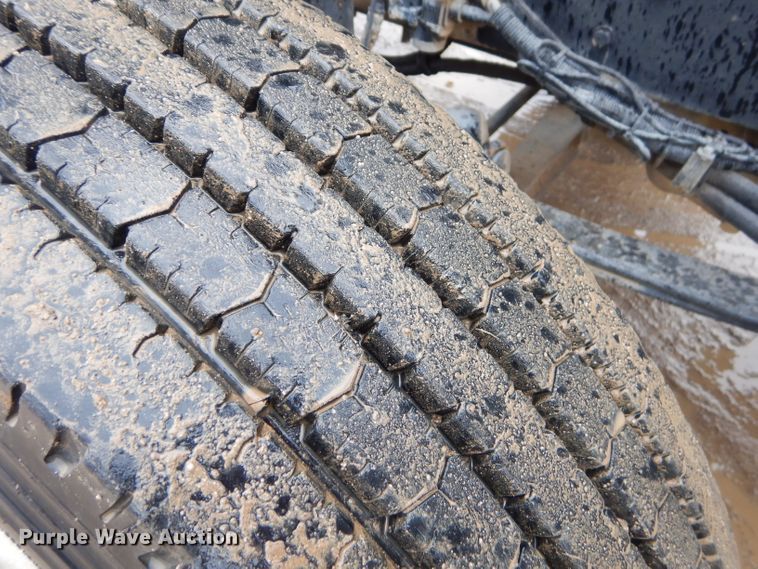 image for item GG9702 1999 Kenworth T800 semi truck