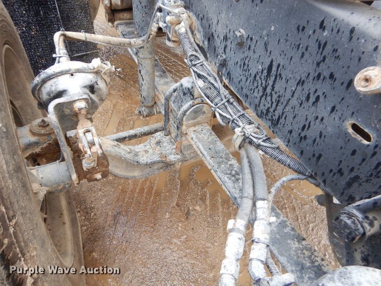 image for item GG9702 1999 Kenworth T800 semi truck