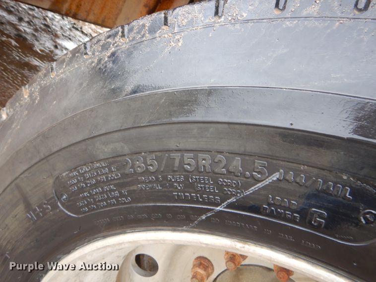 image for item GG9702 1999 Kenworth T800 semi truck