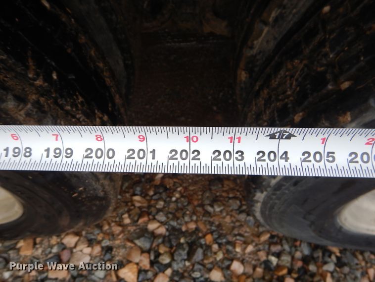 image for item GG9702 1999 Kenworth T800 semi truck